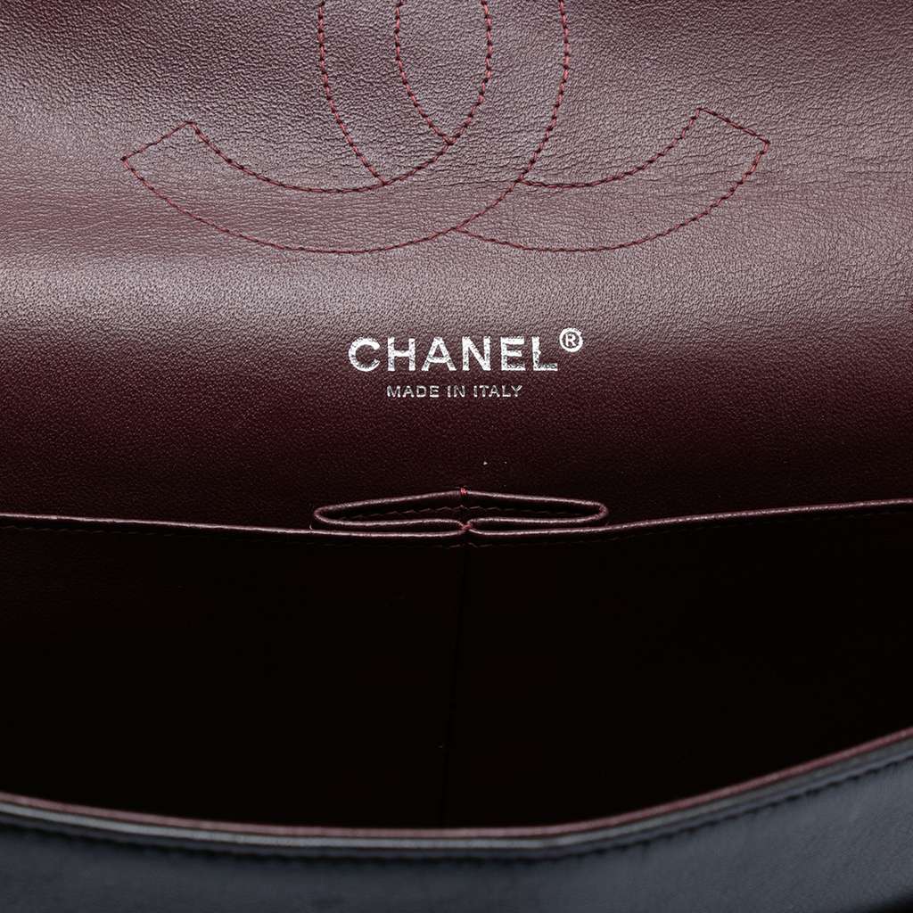 Chanel Jumbo Classic Lambskin Double Flap Black Leather Good condition - Box View