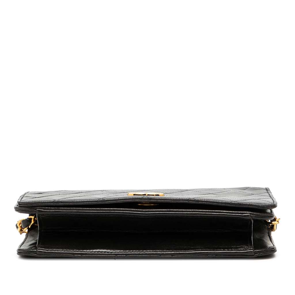 Chanel CC Quilted Lambskin Full Single Flap Black Leather Good condition - Inside View