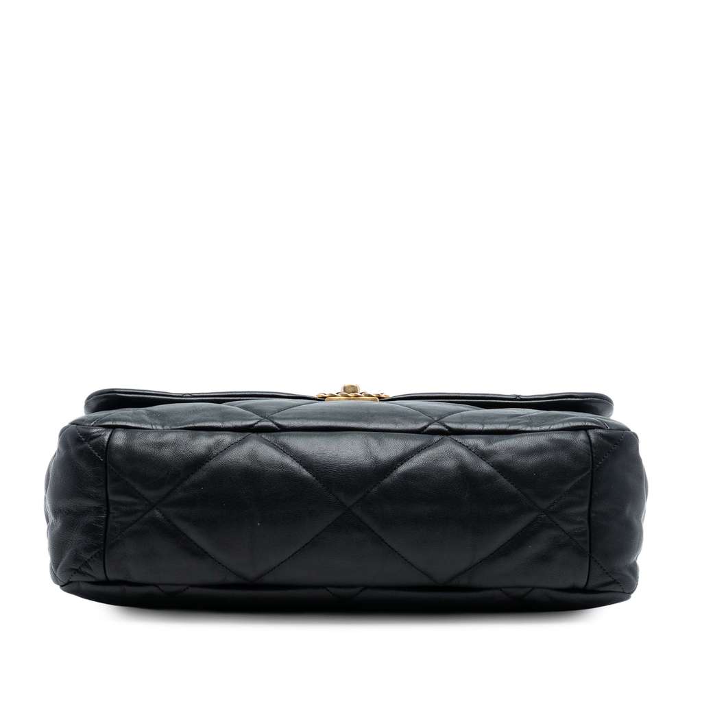 Chanel Maxi Lambskin 19 Flap Black Leather Good condition - Inside View