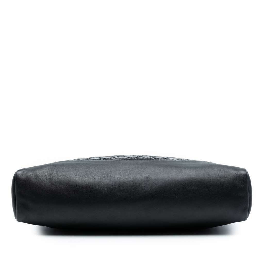 Chanel Large Quilted Shiny Aged Calfskin 31 Shopping Bag Black Leather Good condition - Inside View