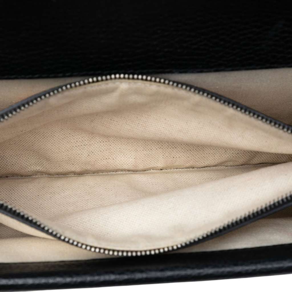 Gucci Medium Leather Dionysus Shoulder Bag Black Leather Good condition - Model View