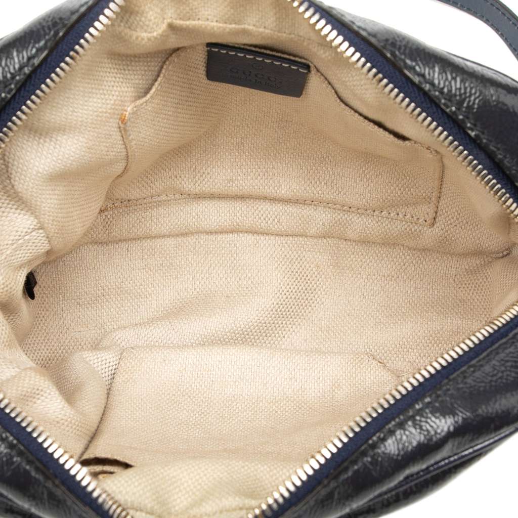 Gucci Patent Soho Disco Crossbody Blue Leather Good condition - Model View