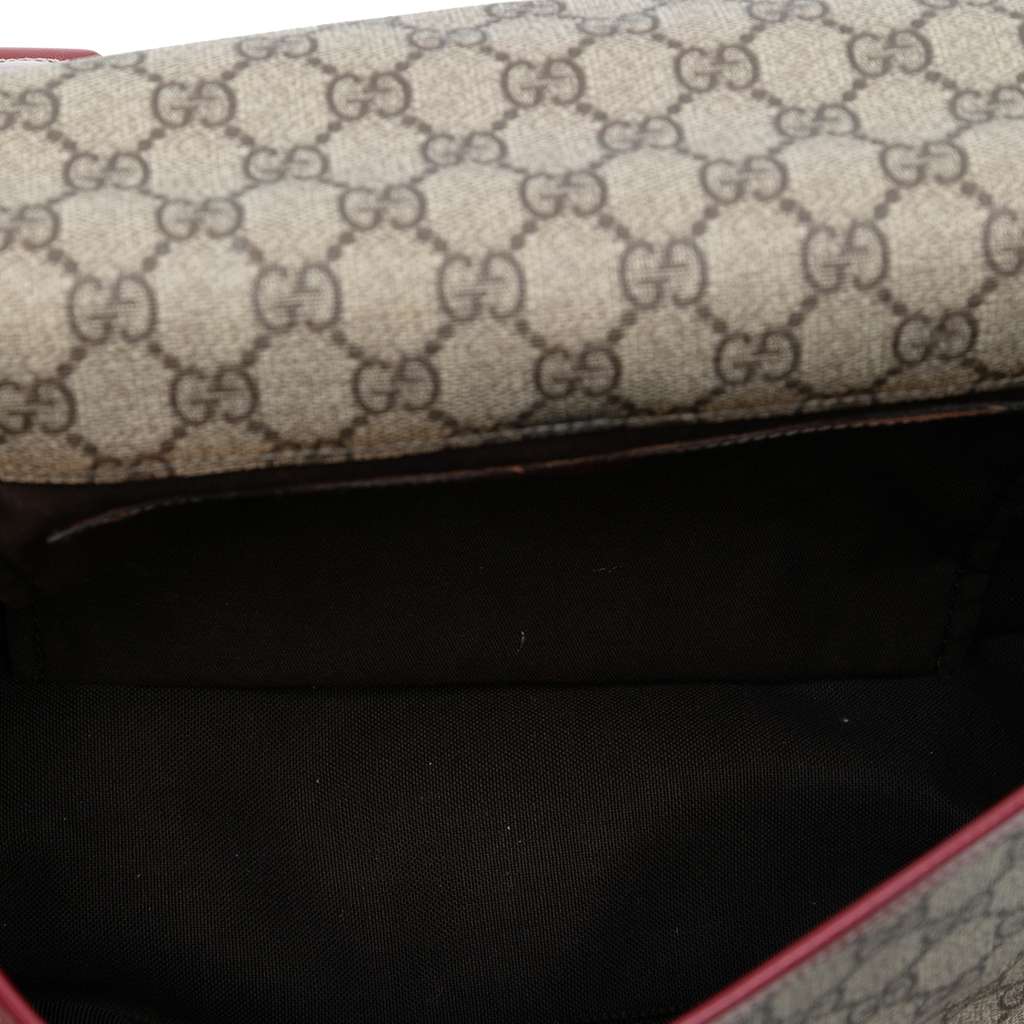 Gucci GG Supreme Web Crossbody Brown Canvas Good condition - Model View