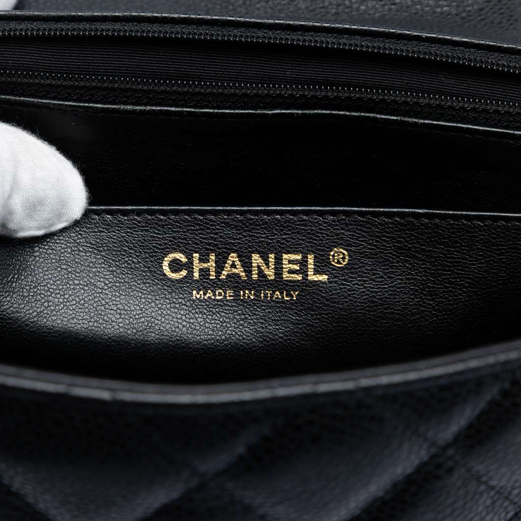 Chanel Jumbo Classic Caviar Single Flap Black Leather Good condition - Box View