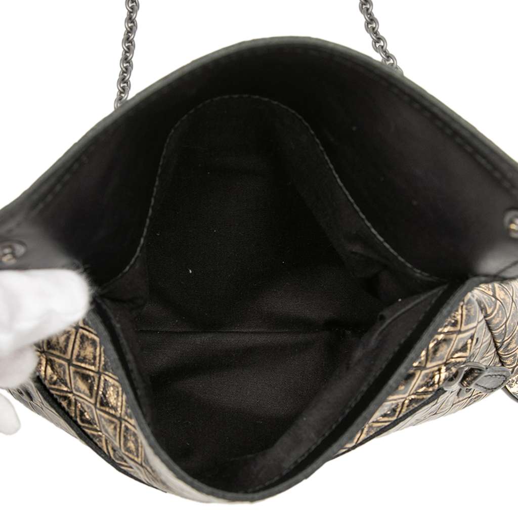 Bottega Veneta Metallic Calfskin Intrecciomirage Chain Flap Crossbody Gold Leather Good condition - Model View