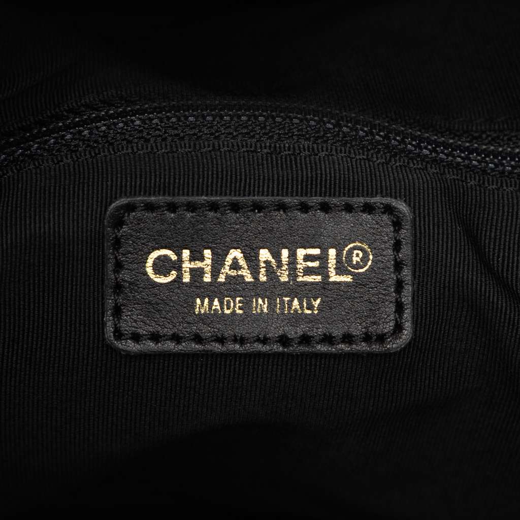 Chanel Medium Lambskin Chocolate Bar Shoulder Bag Black Leather Good condition - Box View