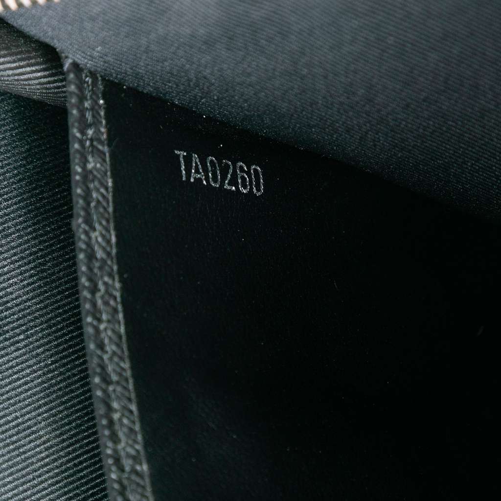 Louis Vuitton Monogram Eclipse Pochette Voyage MM Black Good condition - Box View