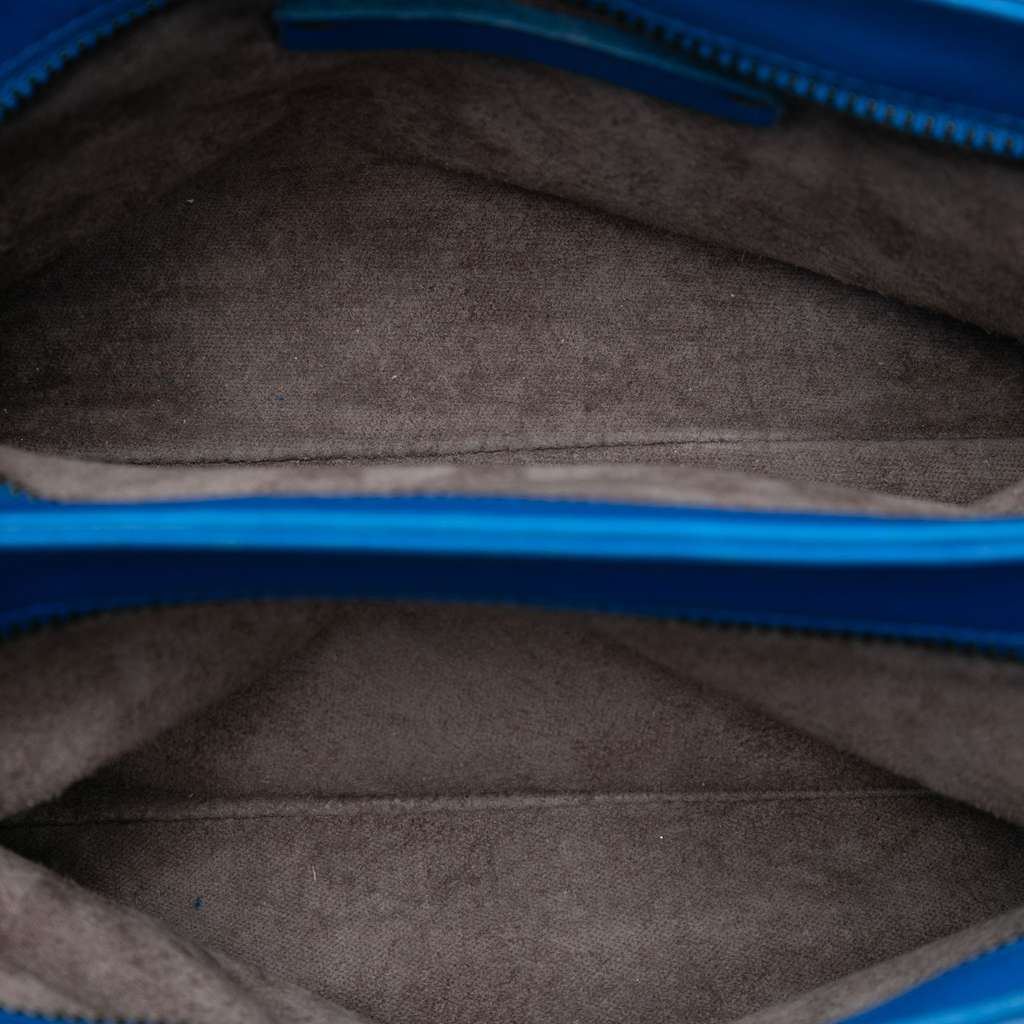 Bottega Veneta Nappa Intrecciato Messenger Bag Blue Leather Good condition - Model View