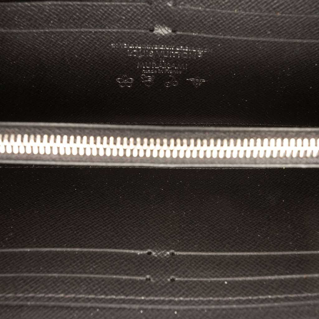 Louis Vuitton Takashi Murakami Monogram Multicolore Zippy Wallet Black Good condition - Model View