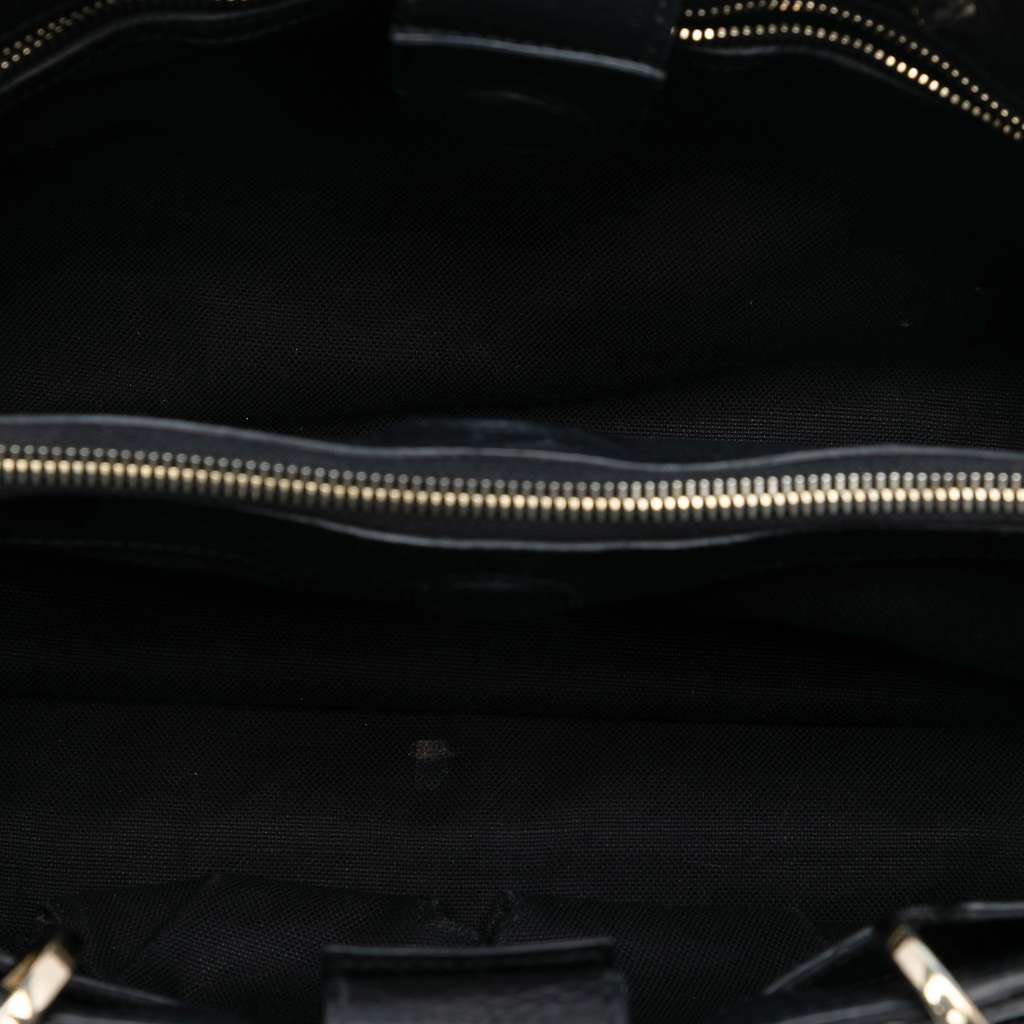 Gucci Medium Calfskin Bamboo Shopper Satchel Black Leather Good condition - Model View