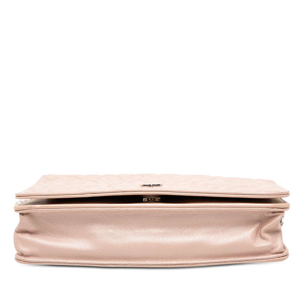 Chanel CC Embossed Lambskin Camellia Wallet On Chain Pink Leather Good condition - Inside View