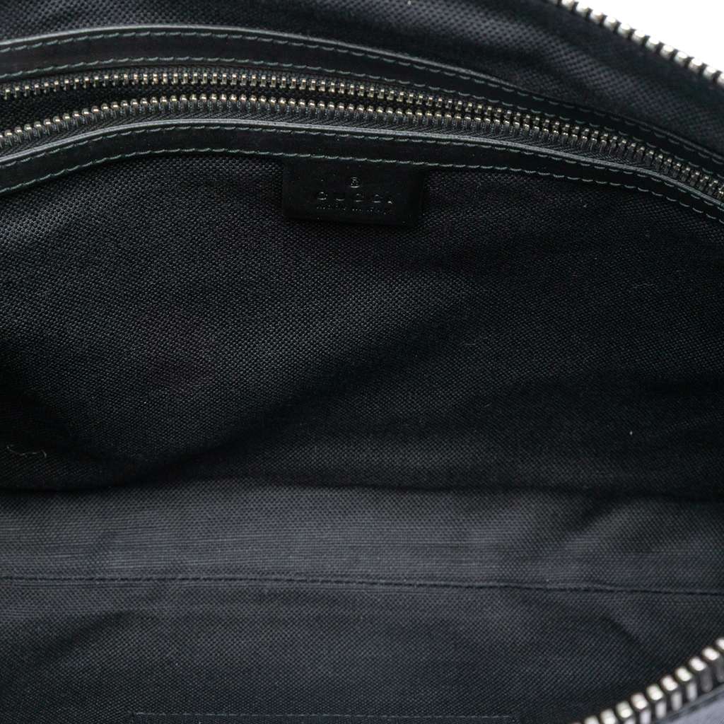 Gucci GG Supreme Web Crossbody Black Canvas Good condition - Model View