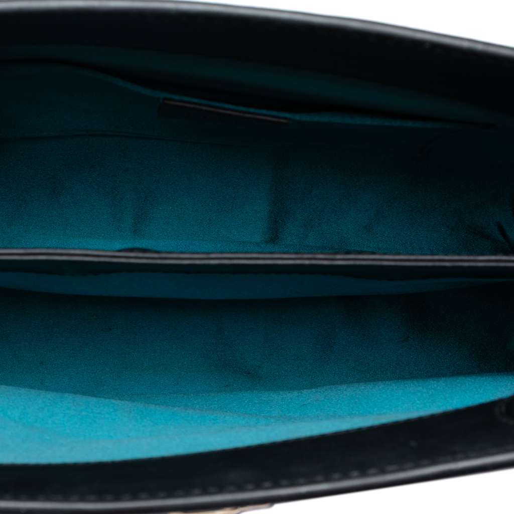 Gucci Small Suede Ophidia Chain Crossbody Red Leather Good condition - Model View