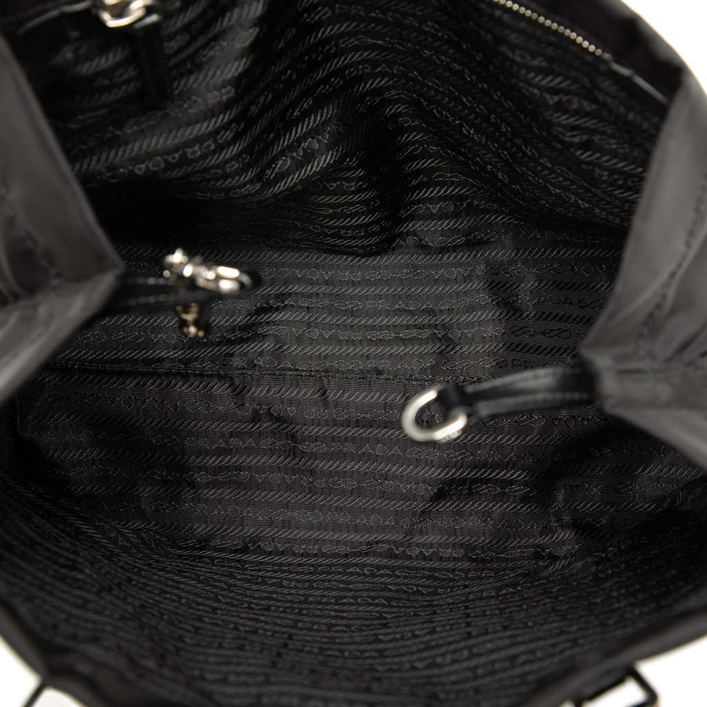 Prada Tessuto Shoulder Bag Black Good condition - Model View