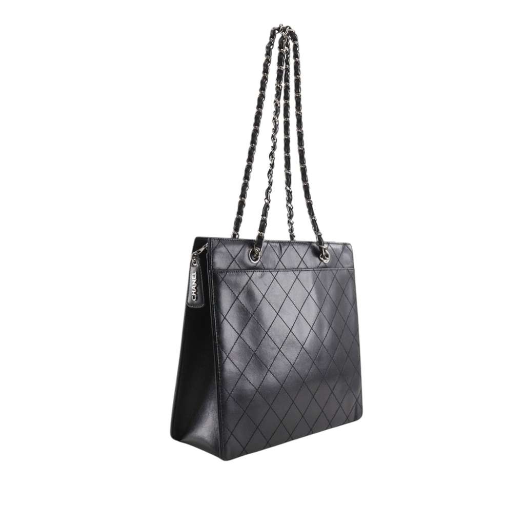 Chanel Quilted Caviar Chain Tote Black Leather Good condition - Back View
