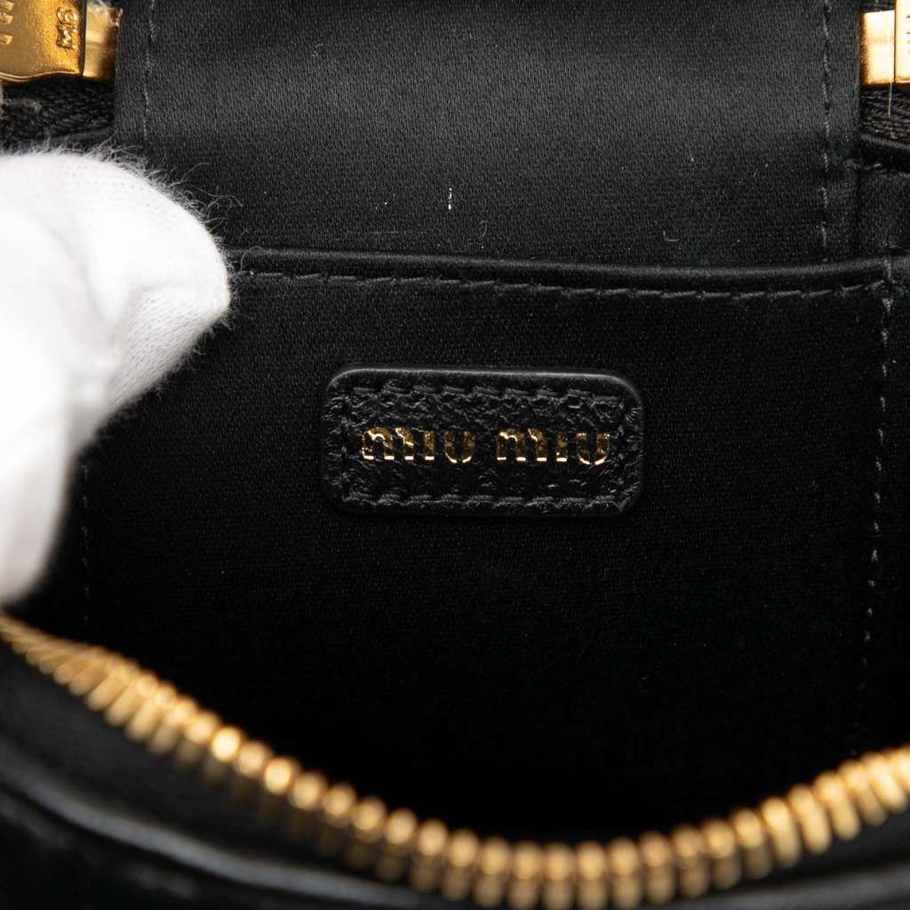 Miu Miu Micro Matelasse Nappa Vanity Crossbody Black Leather Good condition - Box View