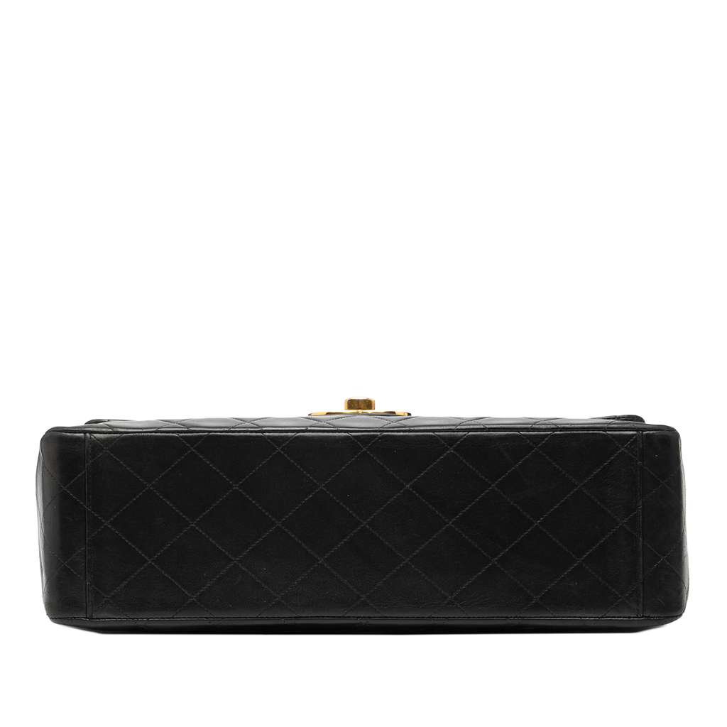 Chanel Maxi XL Classic Lambskin Single Flap Black Leather Good condition - Inside View