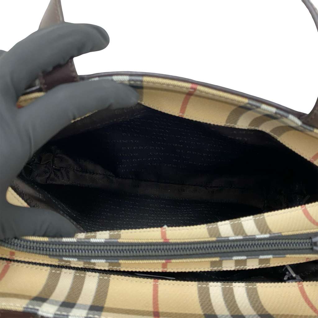 Burberry House Check Canvas Handbag Brown Canvas Good condition - Model View