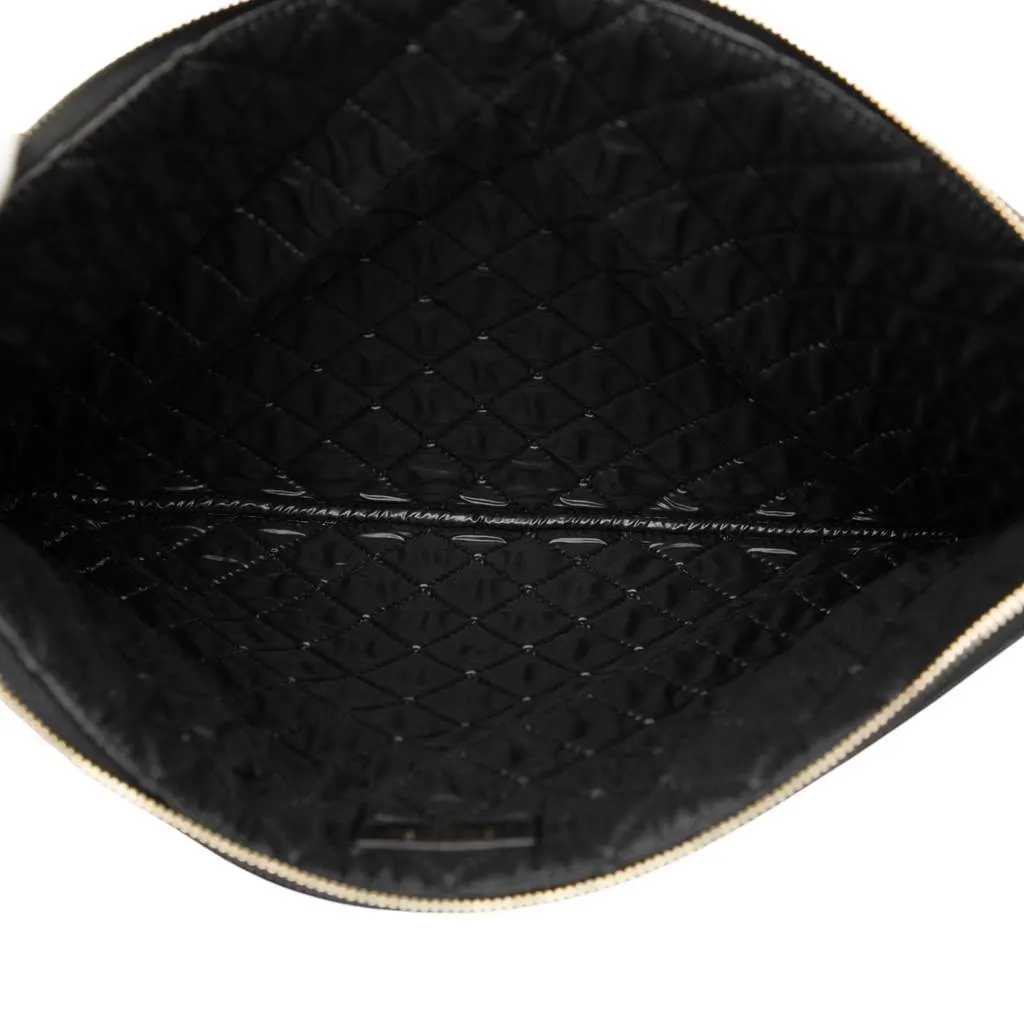 Chanel Large Quilted Caviar Boy O Case Clutch Black Leather Very good - Model View