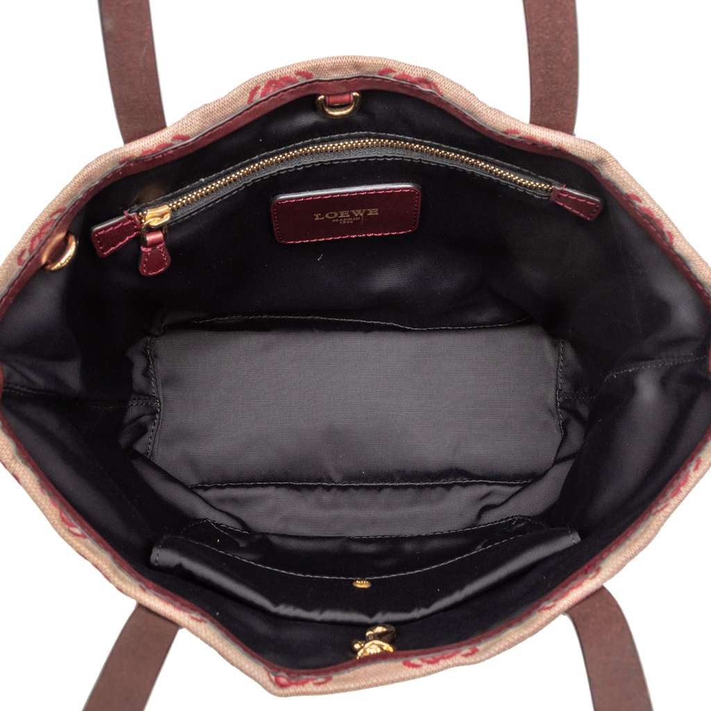 Loewe Anagram Canvas Tote Red Canvas Good condition - Model View