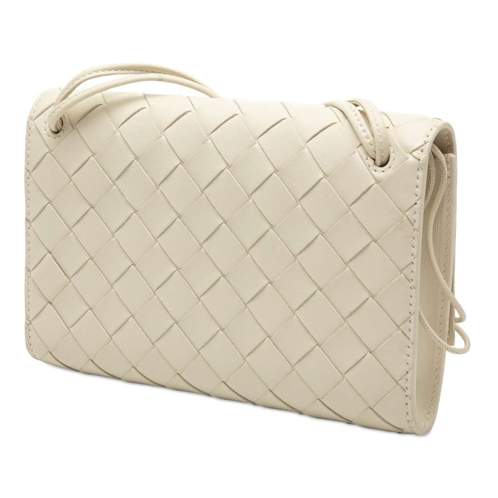 Bottega Veneta Nappa Intrecciato Andiamo Pouch on Strap White Leather Good condition - Back View
