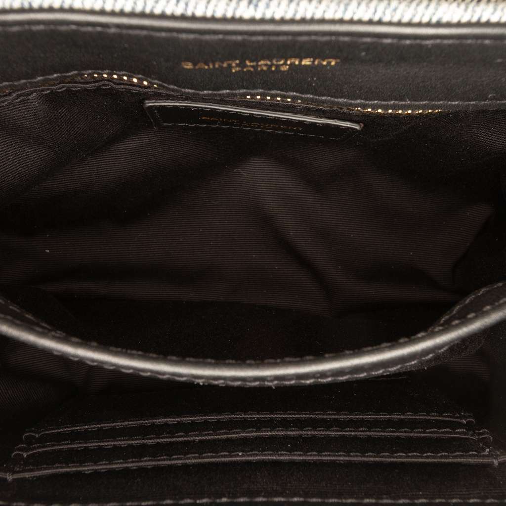 Saint Laurent Toy Matelasse Denim Monogram LouLou Crossbody Blue Denim Good condition - Model View