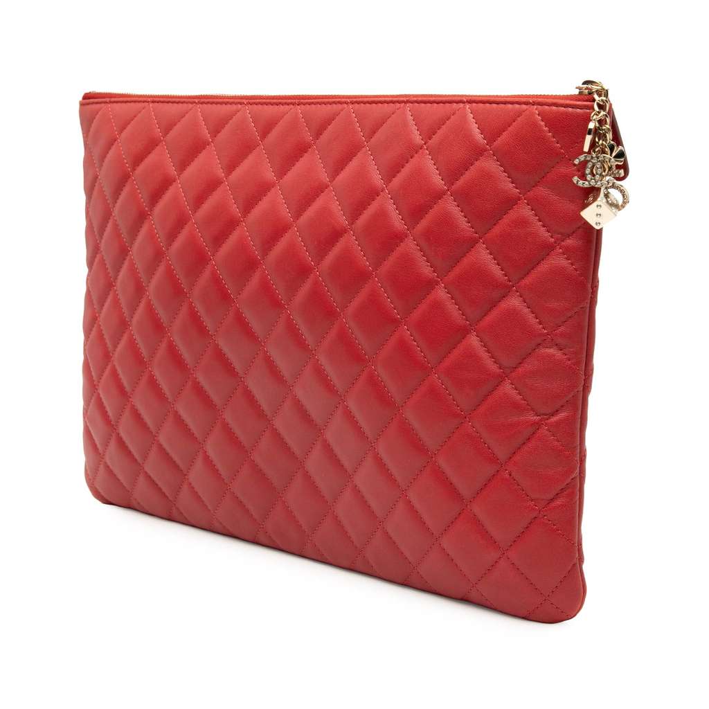 Chanel Large Quilted Lambskin Casino Charms O Case Clutch Red Leather Good condition - Back View