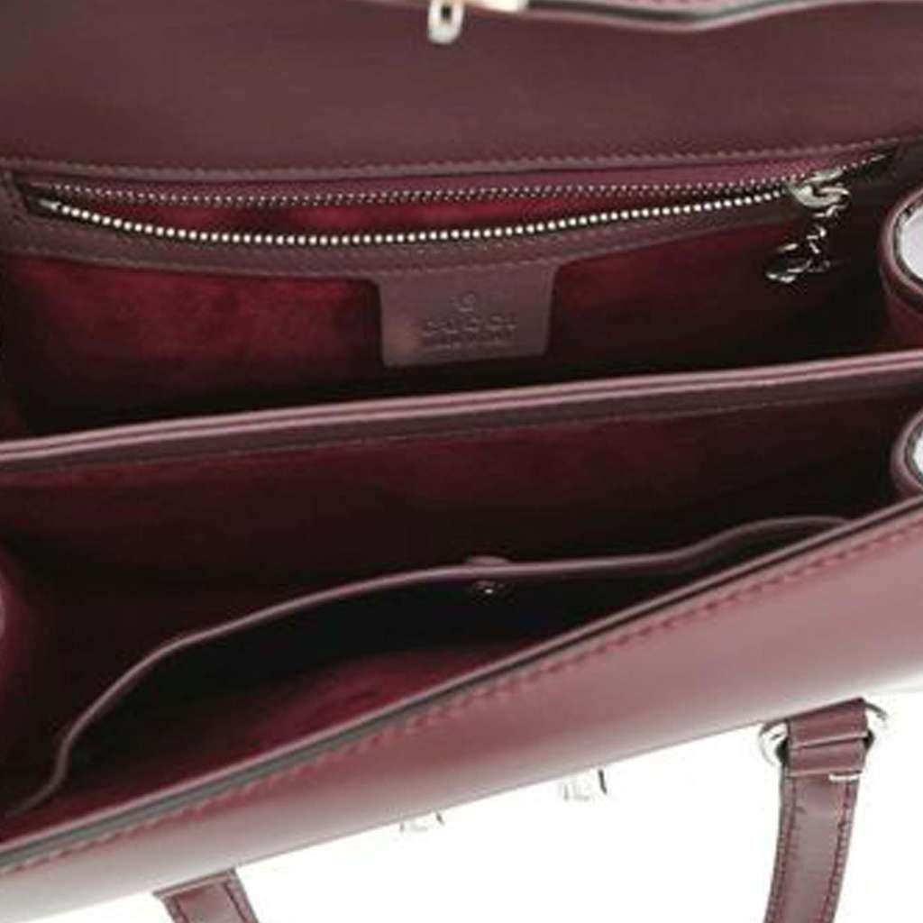 Gucci Smooth Calfskin Lady Lock Handbag Purple Leather Good condition - Model View