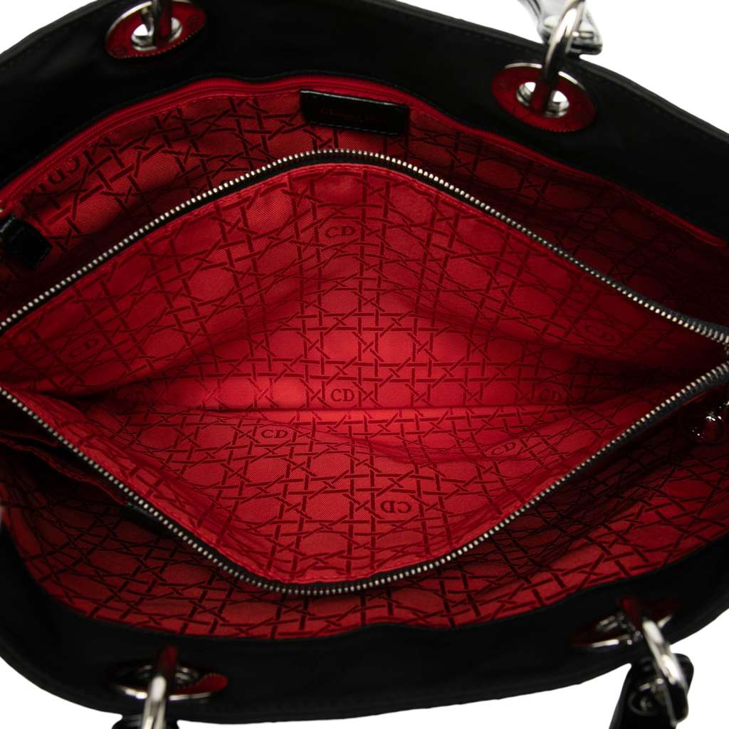 Dior Extra Large Nylon Cannage Lady Dior Black Good condition - Model View