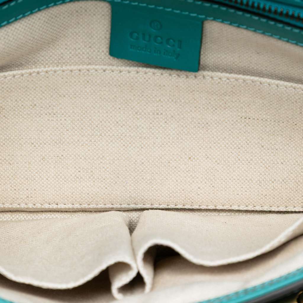 Gucci Calfskin Bright Bit Clutch Blue Leather Good condition - Model View