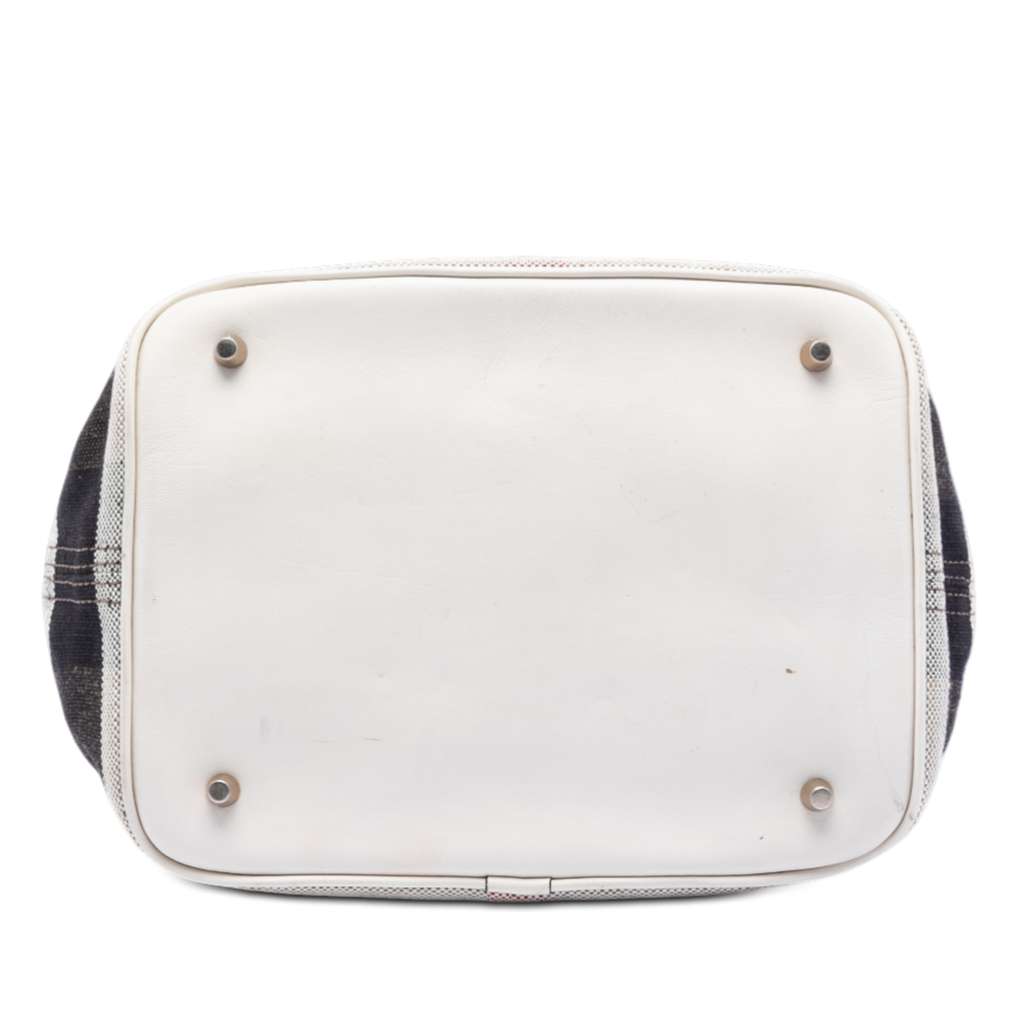 Burberry Medium Mega Check Canvas Ashby Bucket Bag Brown Canvas Good condition - Inside View