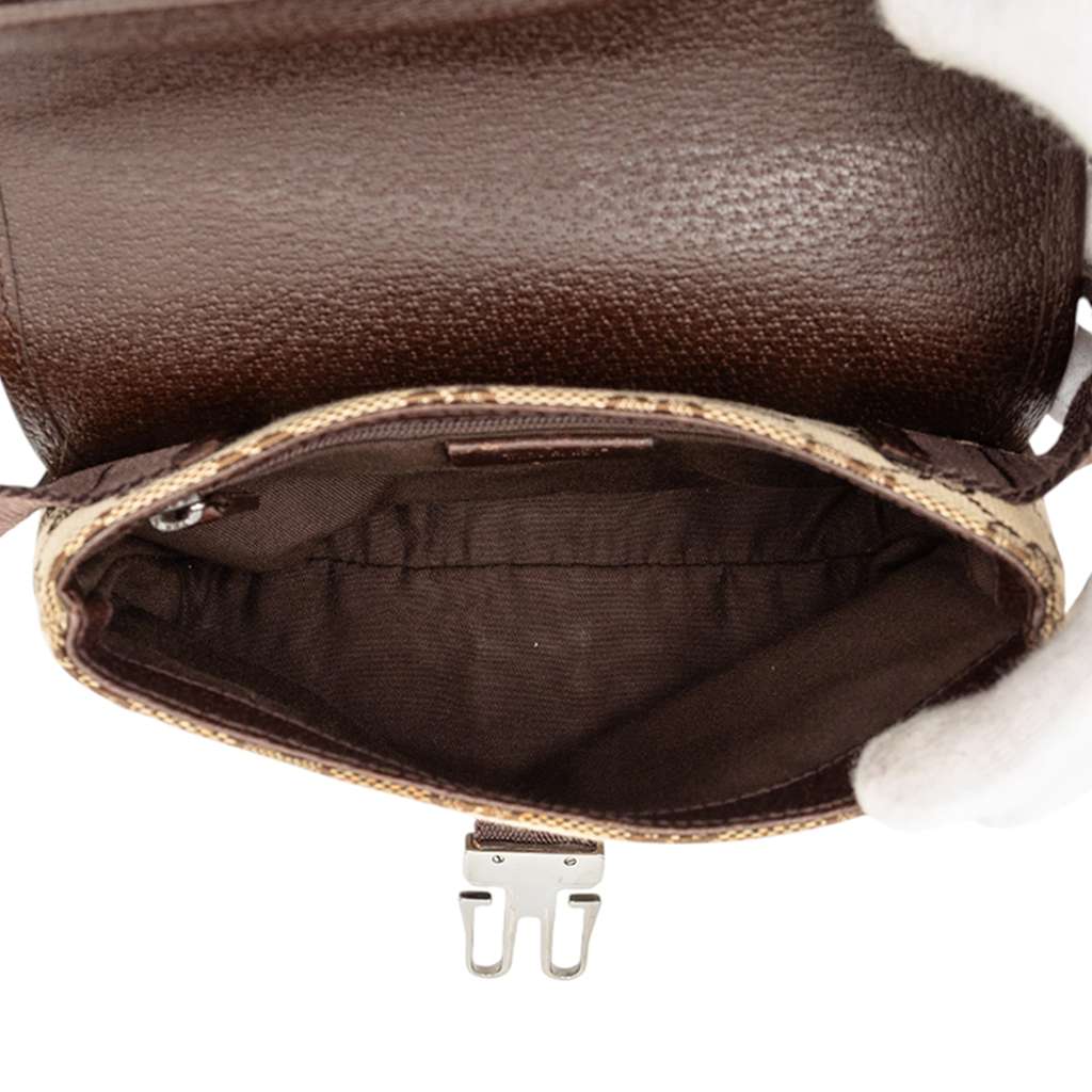 Gucci GG Canvas Belt Bag Brown Canvas Good condition - Model View