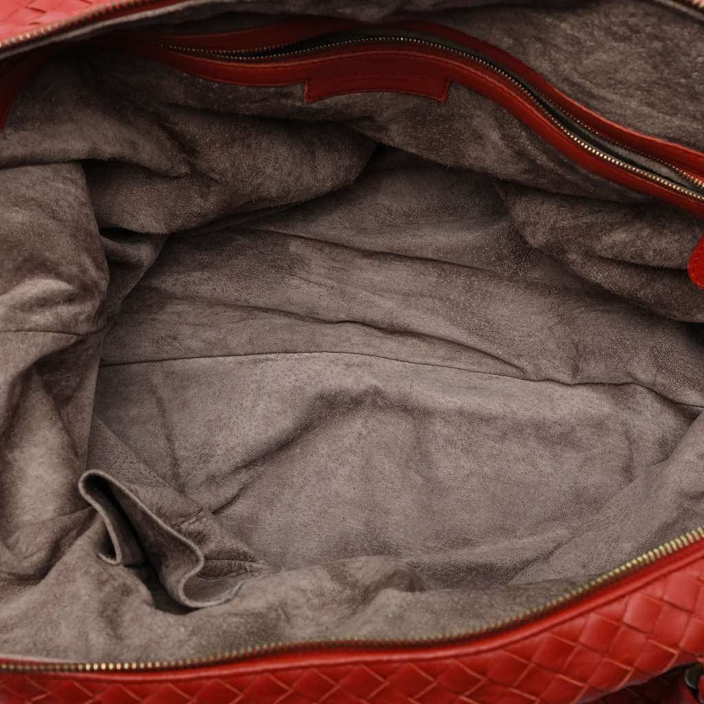 Bottega Veneta Maxi Intrecciato Nappa Convertible Satchel Red Leather Good condition - Model View