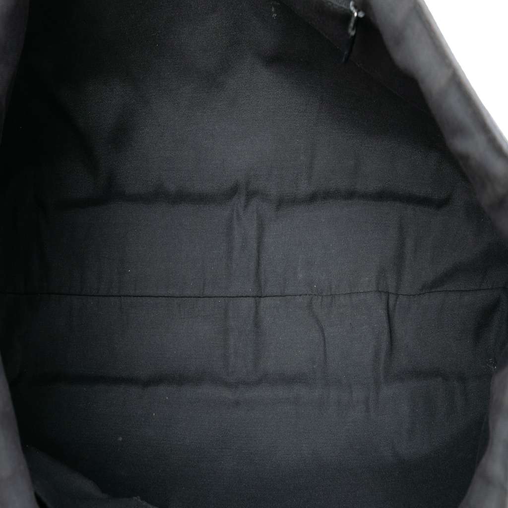 Gucci GG Denim Abbey D Ring Tote Black Denim Good condition - Model View