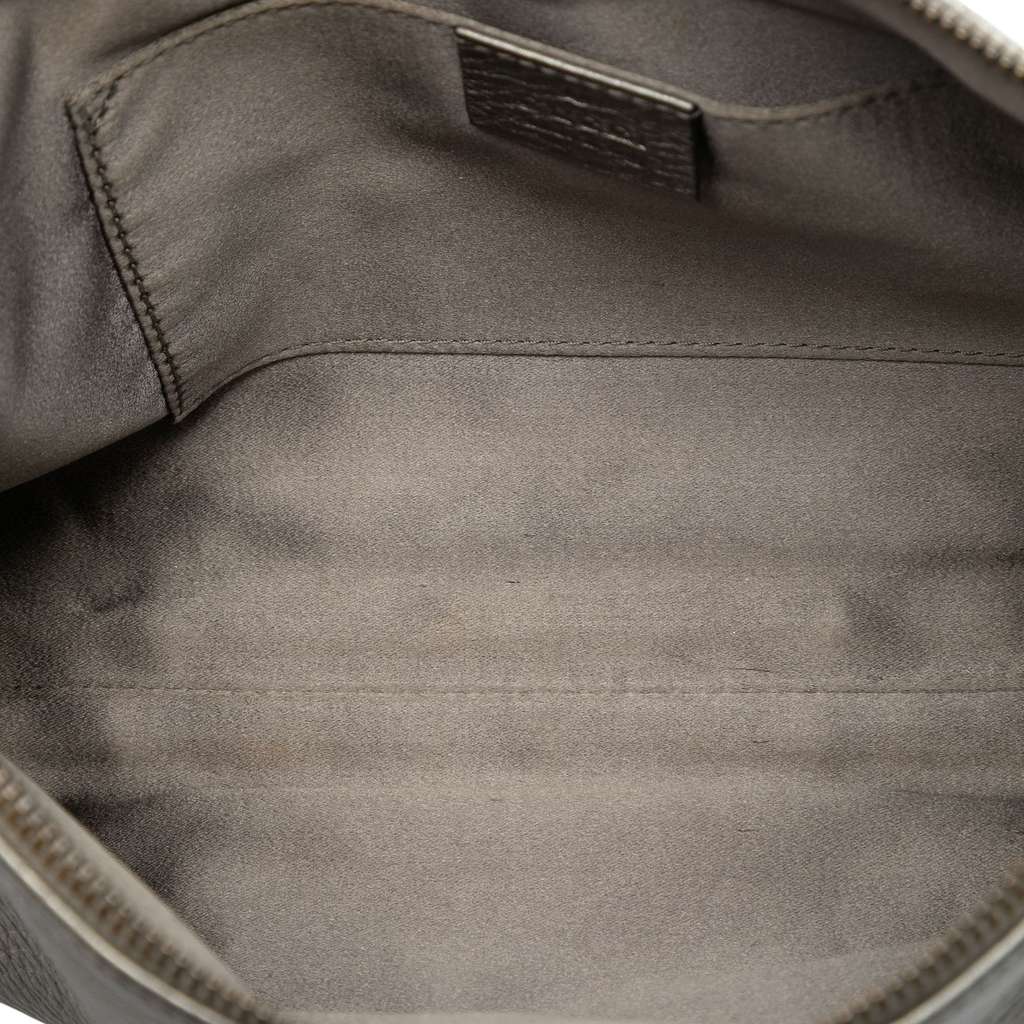 Gucci Metallic Leather Sienna Tassel Clutch Gold Leather Good condition - Model View