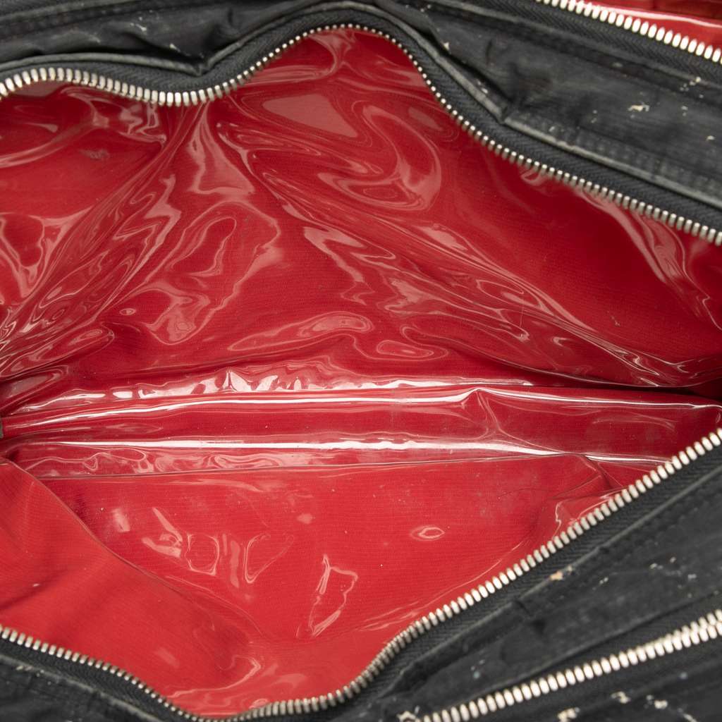 Chanel Old Travel Line Nylon Handbag Black Good condition - Model View