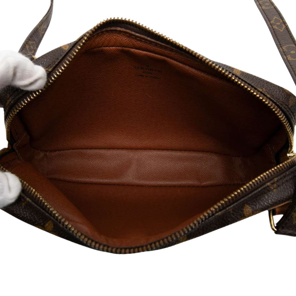 Louis Vuitton Monogram Pochette Marly Bandouliere Brown Good condition - Model View