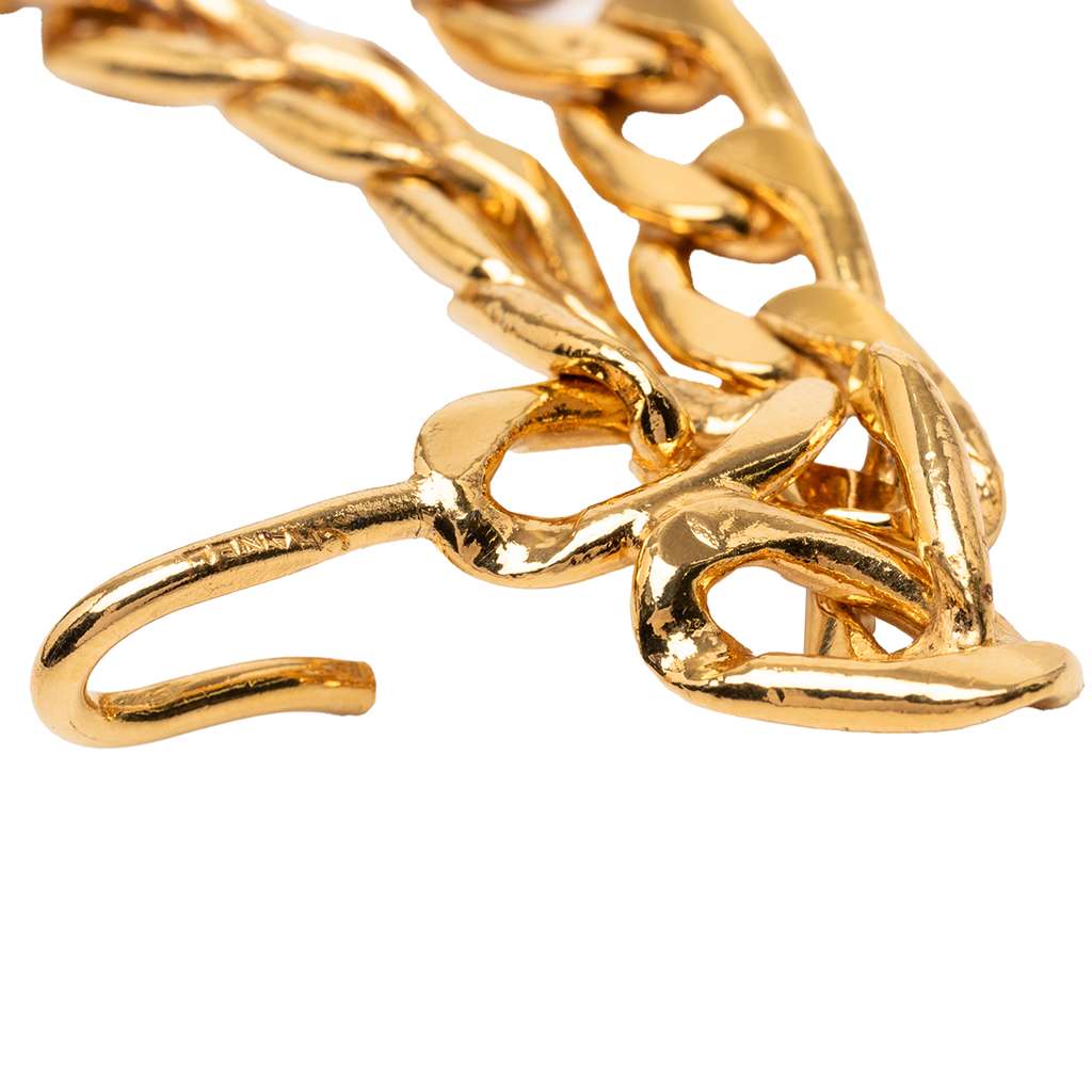 Chanel Gold Plated CC Medallion Chain Belt Gold Metal Good condition - Model View