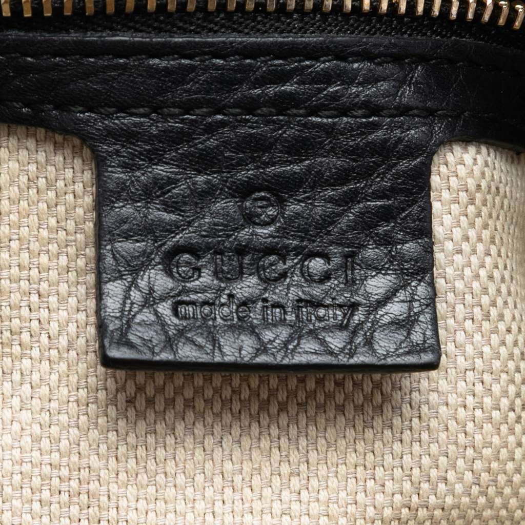 Gucci Pebbled Leather Soho Chain Zip Shoulder Bag Black Leather Good condition - Box View