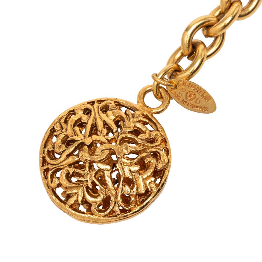 Chanel Gold Plated CC Medallion Chain Link Belt Gold Metal Good condition - Back View