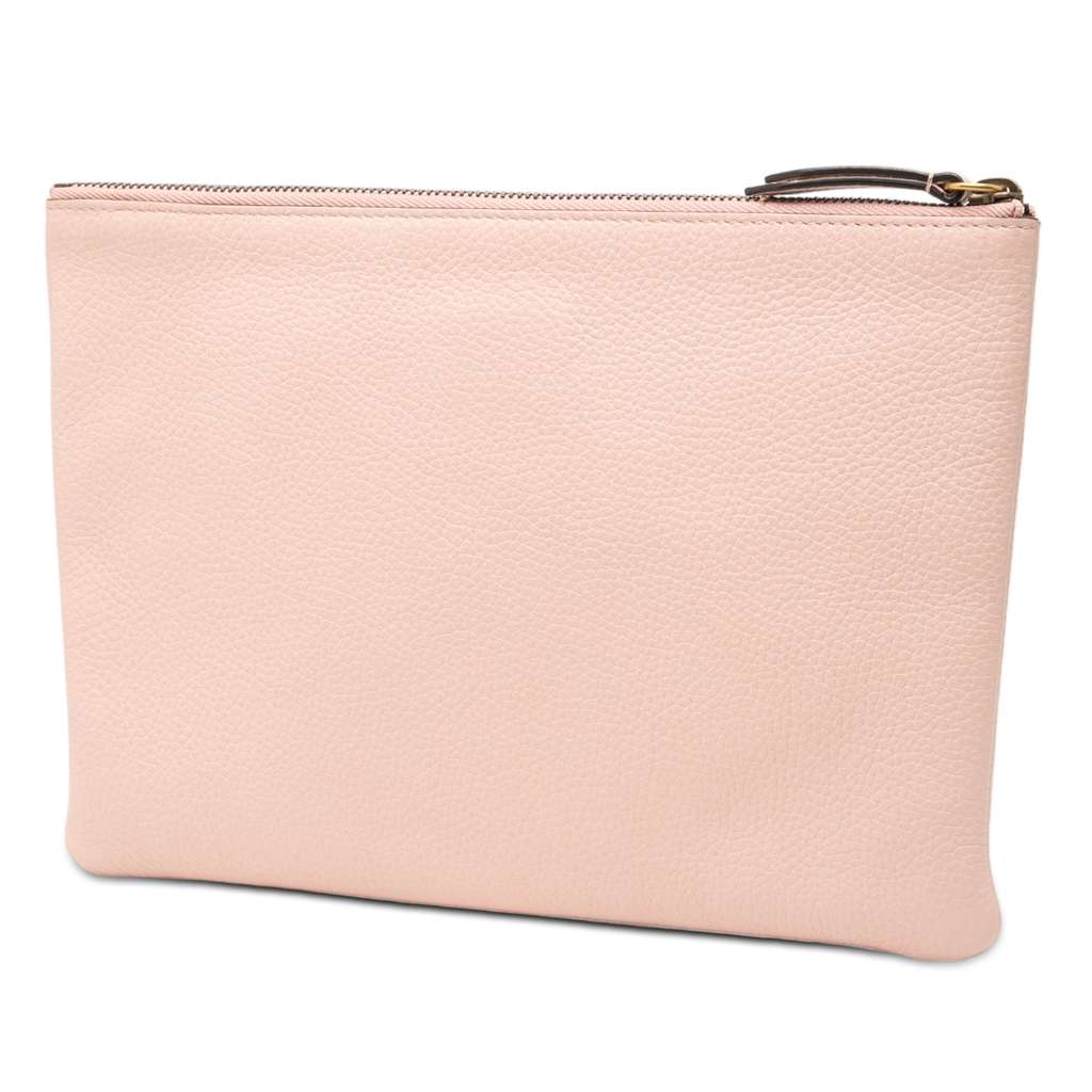Gucci Leather Blind For Love Clutch Pink Leather Good condition - Back View