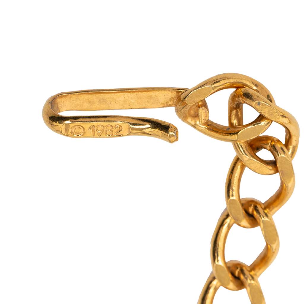 Chanel Gold Plated CC Medallion Chain Belt Gold Metal Good condition - Inside View