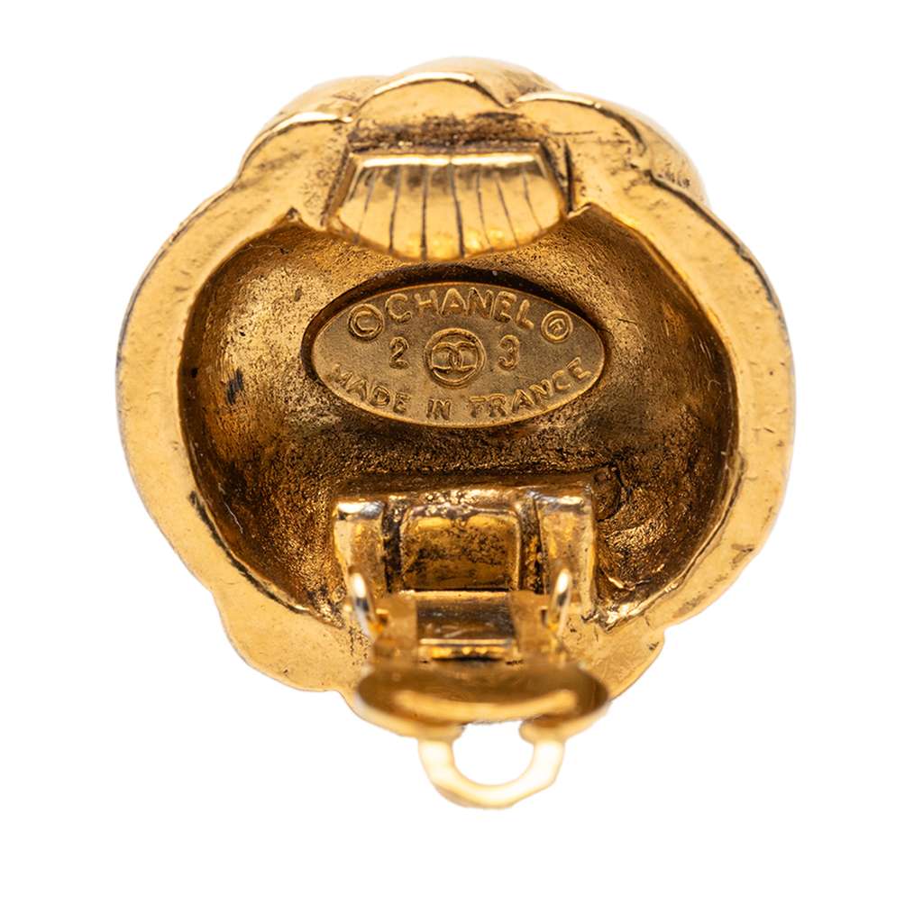 Chanel Gold Plated CC Swirl Button Clip on Earrings Gold Metal Good condition - Inside View