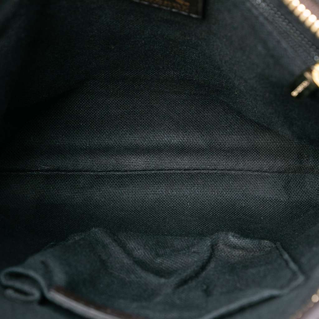 Burberry Haymarket Check Coated Canvas Crossbody Brown Canvas Good condition - Model View