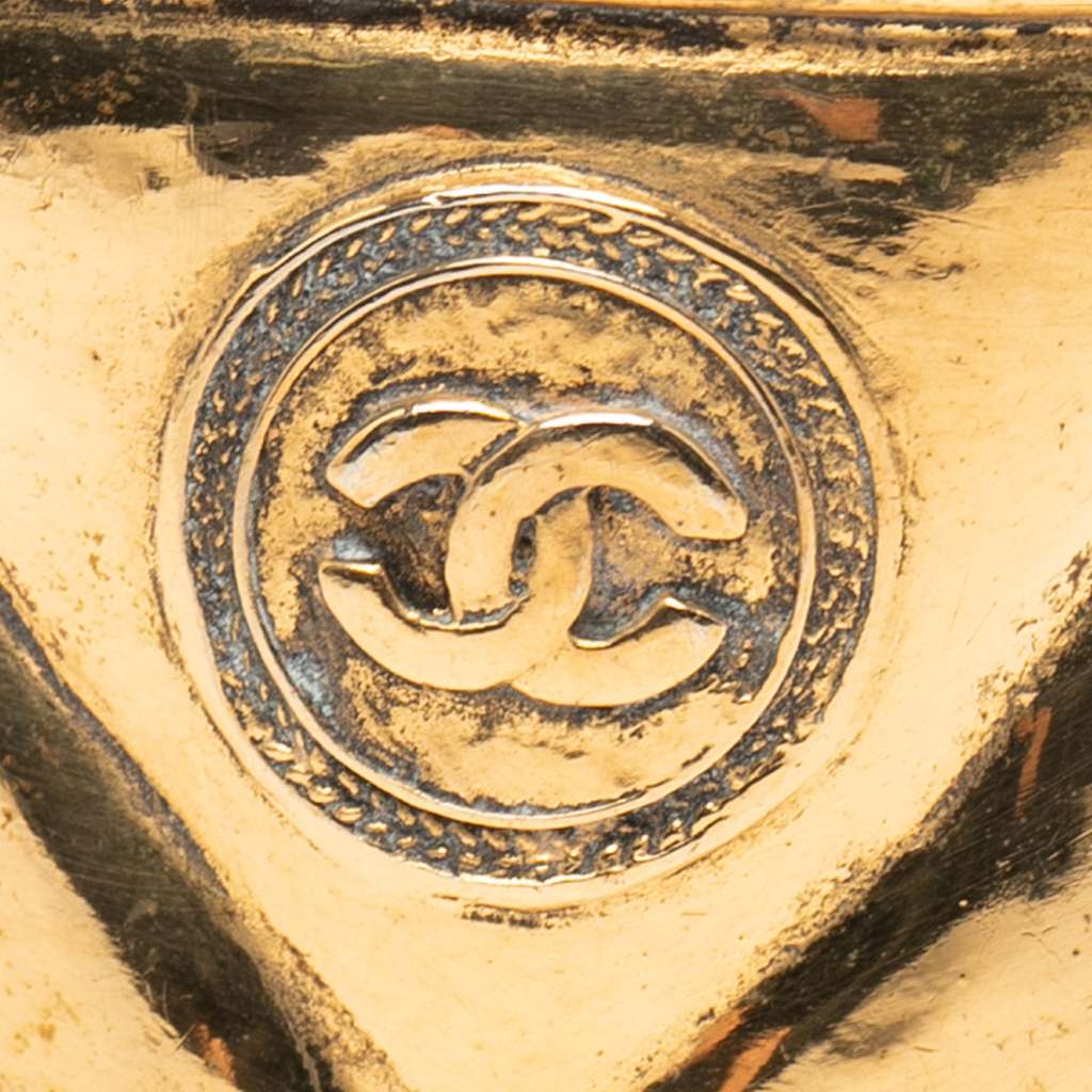 Chanel CC Gold Plated Medallion Quilted Cuff Bracelet Gold Metal Good condition - Box View