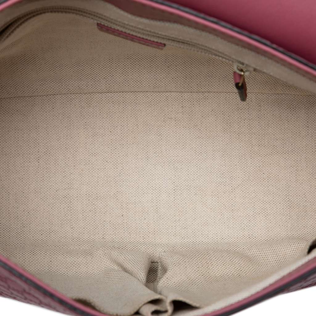 Gucci Microguccissima Sukey Crossbody Pink Leather Good condition - Model View