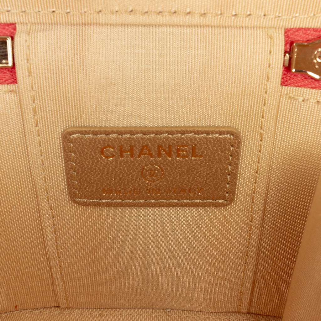 Chanel Mini Quilted Lambskin Pearl Crush Vanity Case With Chain Pink Leather Good condition - Box View