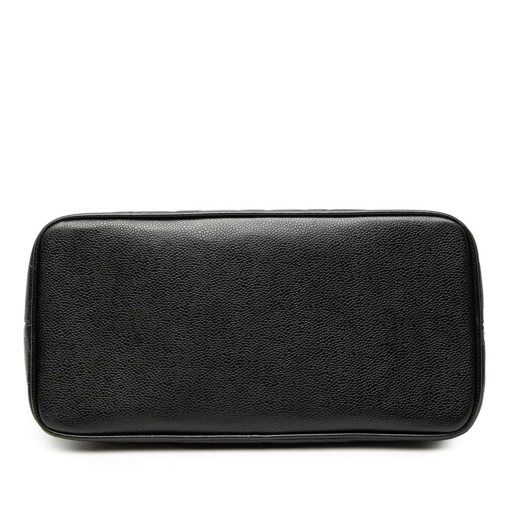 Chanel Caviar Medallion Tote Black Leather Good condition - Inside View
