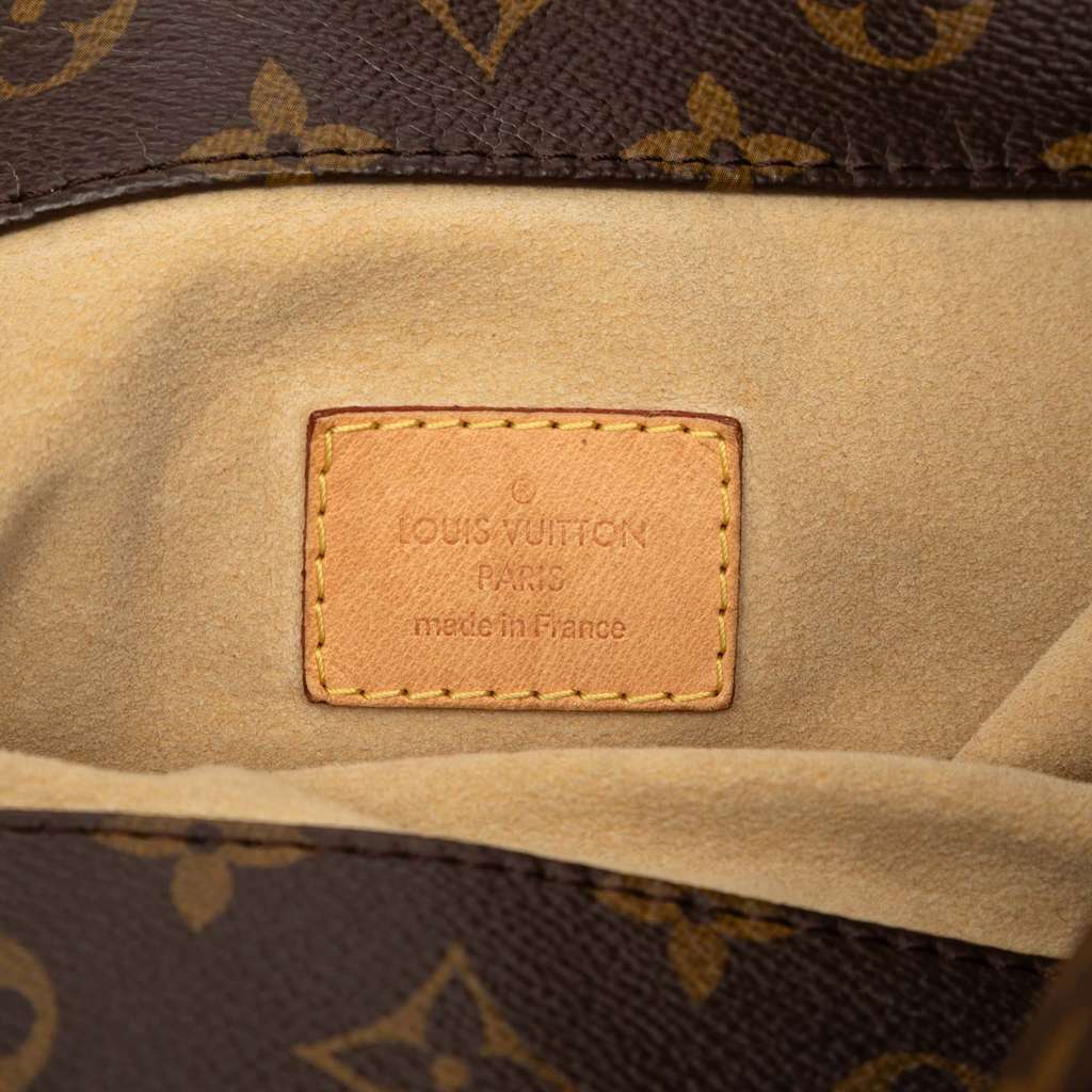 Louis Vuitton Monogram Artsy GM Brown Good condition - Box View