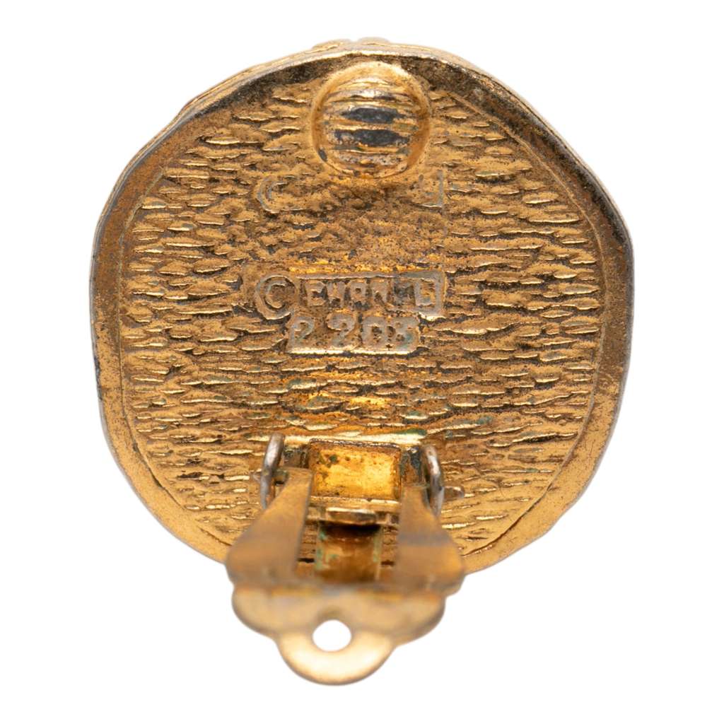 Chanel Gold Plated Archer Medallion Clip On Earrings Gold Metal Good condition - Inside View